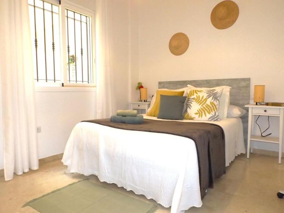 Apartamento Suite Centrico B Málaga Kültér fotó